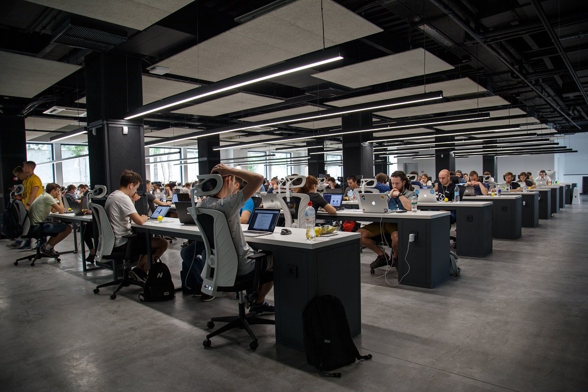 How Co working Spaces in Dubai Mainland Help Businesses Increase Productivity