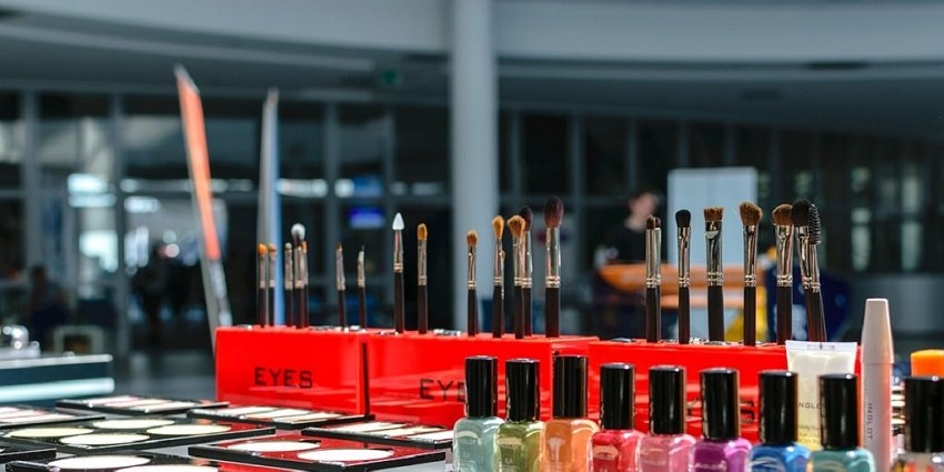 Five Key Insights for Setting up a Cosmetics Business in Dubai